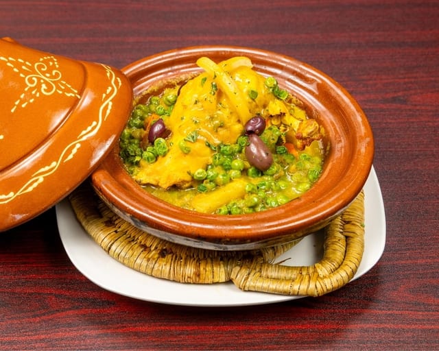 Chicken tagine with vegetables.